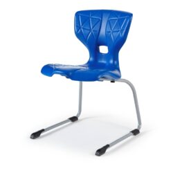 Odolná dětská židle s ergonomicky tvarovaným skořepinovým sedákem a nosnou konstrukcí ve tvaru písmene C.<br />Židle Alda III je dokonalou výbavou školních tříd a jídelen a je navržena na míru školnímu prostředí. Unikátní design umožňuje častou změnu polohy těla během sezení a předchází bolestem zad. Ergonomicky tvarovaný skořepinový sedák umožňuje obousměrné sezení