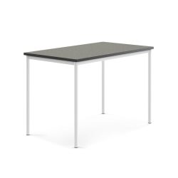 Stůl s obdelníkovou deskou a vynikajícími akustickými vlastnostmi. Deska z ekologického linolea dobře tlumí zvuk a je posazena na elegantní podnož z ocelových trubek opatřených ochranným práškovým lakem. Produkt byl úspěšně testován a certifikován podle normy EN 1729.Ve školních zařízeních je častým jevem nadměrný hluk