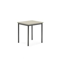 Stůl s obdelníkovou deskou a vynikajícími akustickými vlastnostmi. Deska z ekologického linolea dobře tlumí zvuk a je posazena na elegantní podnož z ocelových trubek opatřených ochranným práškovým lakem. Produkt byl úspěšně testován a certifikován podle normy EN 1729.Ve školních zařízeních je častým jevem nadměrný hluk
