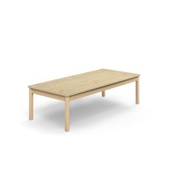 Dřevěný dětský stůl s odolnou deskou potaženou linoleem