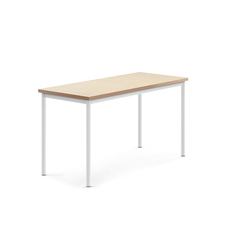 Stůl s obdelníkovou deskou a vynikajícími akustickými vlastnostmi. Deska z ekologického linolea dobře tlumí zvuk a je posazena na elegantní podnož z ocelových trubek opatřených ochranným práškovým lakem. Produkt byl úspěšně testován a certifikován podle normy EN 1729.Ve školních zařízeních je častým jevem nadměrný hluk