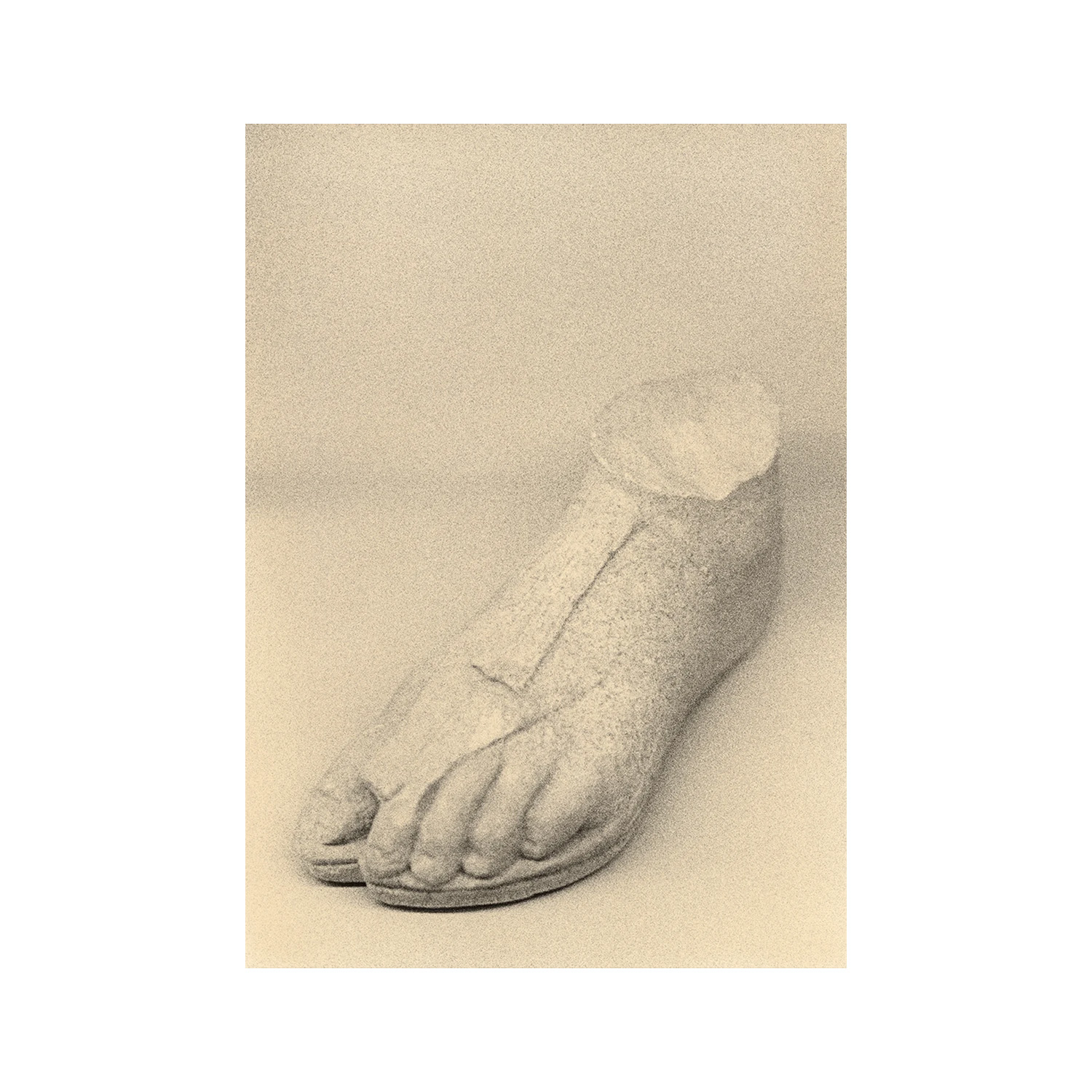Paper Collective designové moderní obrazy The Foot (50 x 70 cm)