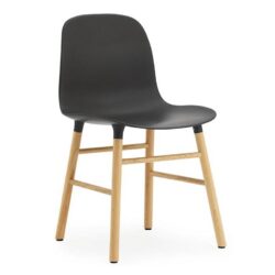 Výprodej Normann Copenhagen designové židle Form Chair Wood (černý sedák