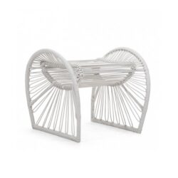 Kenneth Cobonpue designová podnožka Papillon Ottoman